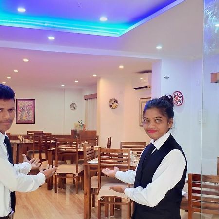 The Bodhgaya Hotel School Extérieur photo