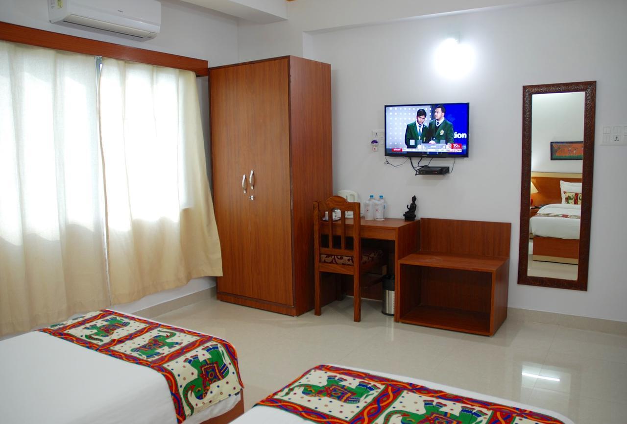The Bodhgaya Hotel School Extérieur photo